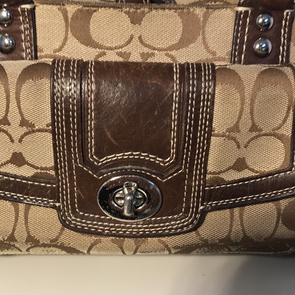 coach purse - Picture 2 of 9